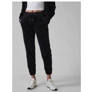 NWOT Athleta Double Cozy Karma Jogger Black | Size Small